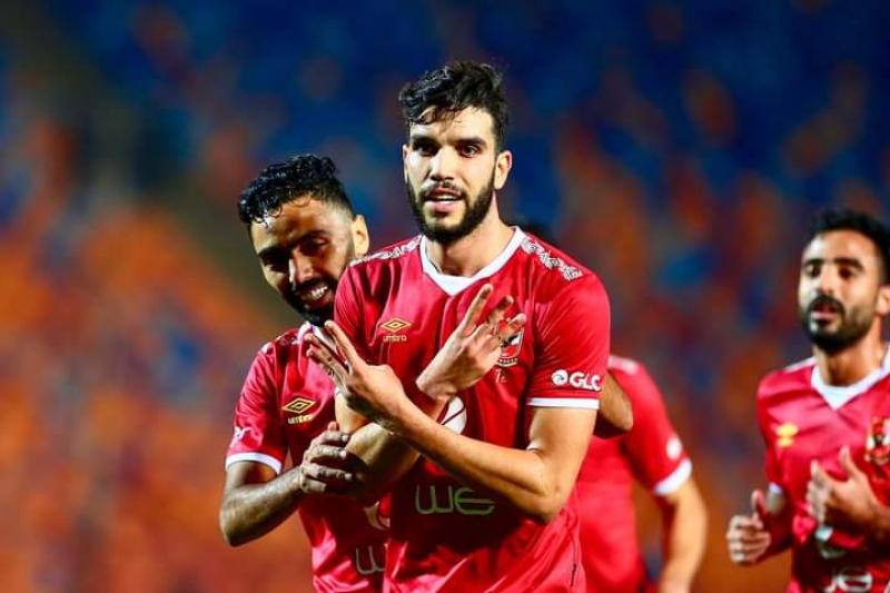 هل يعود المغربي وليد ازارو إلى النادي الأهلي؟ شوبير يجيب
