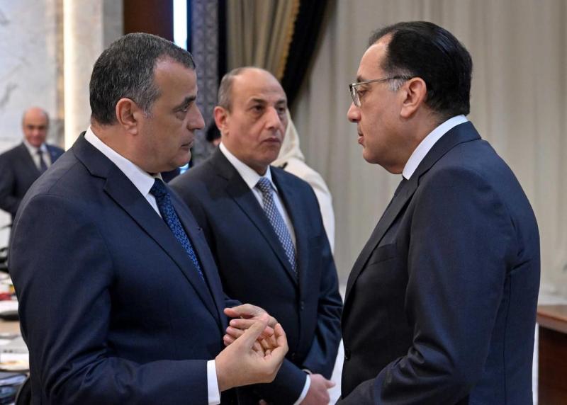 خلال اجتماع الحكومة اليوم رئيس الوزراء: وجود صناعات مصرية مُتميزة في قطاع النقل يؤكد أهمية الجهود المبذولة لتوطين الصناعات المختلفة