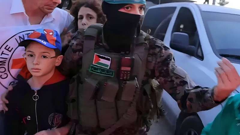 الدفعة الثالثة.. القاهرة الإخبارية: إسرائبل تسلمت أسماء 13 من المحتجزين الجدد