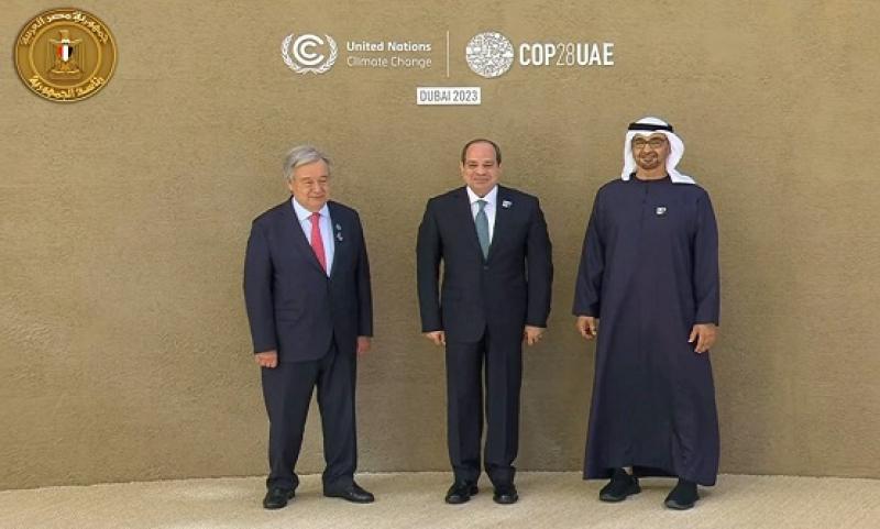 الموقع الرئاسي ينشر فيديو وصول الرئيس السيسي مقر انعقاد مؤتمر المناخ بالإمارات