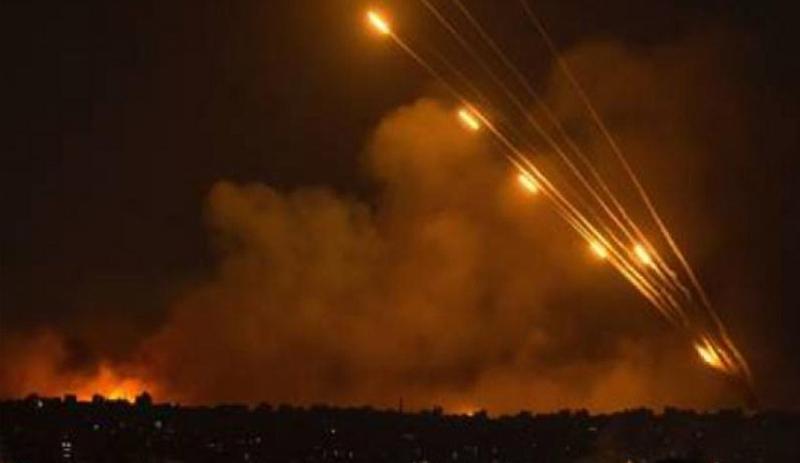 المقاومة الفلسطينية تقصف ”تل أبيب” برشقة صاروخية
