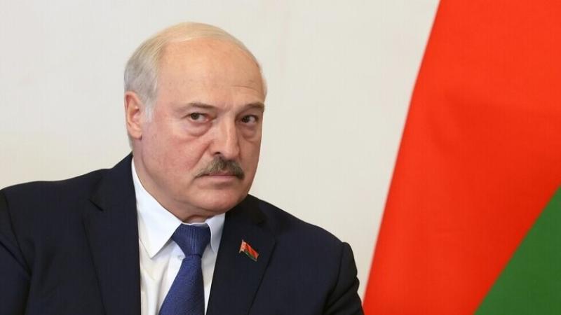 رئيس بيلاروسيا يكشف وصول شحنات أسلحة نووية روسية لبلاده