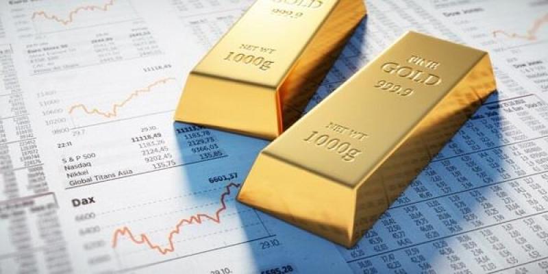 أيهما أفضل: الاستثمار في الشهادات البنكية أم الذهب؟ اقتصادي يجيب