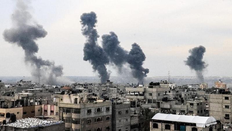 بصواريخ المقاومة.. انفجارات داخل تل أبيب والمستوطنون يهربون