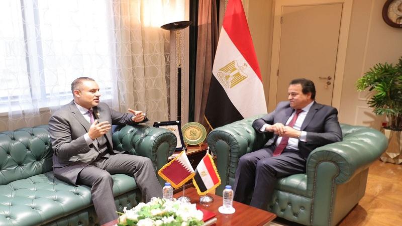 وزير الصحة والسفير القطري يبحثان توسيع أفق التعاون بين البلدين
