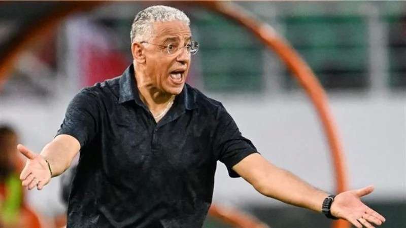 كاف يوقف مدرب المنتخب التنزاني 8 مباريات بسبب المغرب