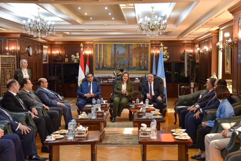 وزير التنمية المحلية يصل إلى الإسكندرية لافتتاح عدد من المشروعات