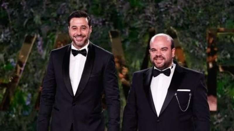 بصورة من حفل«Joy Awards »أحمد السعدني يمازح «توتا»