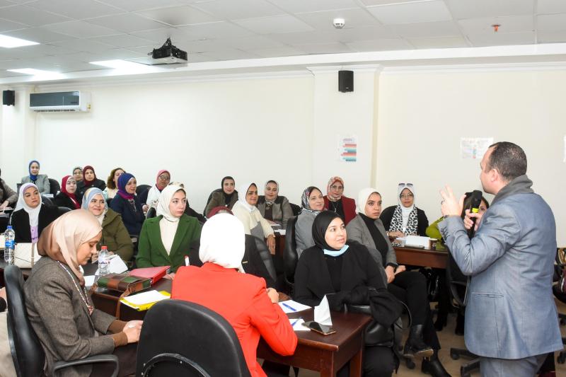 الإسكندرية تبدأ تنفيذ الدفعة الثانية من برنامج «المرأة تقود في المحافظات»