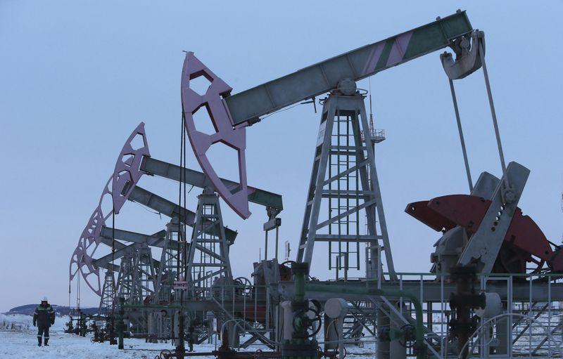 أسعار النفط ترتفع مع استمرار المخاوف من حدوث تصعيد بالشرق الأوسط