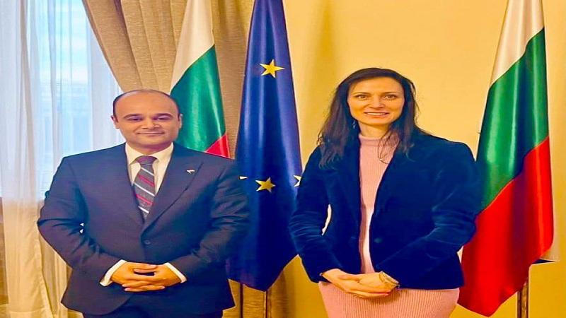 سفير مصر لدى صوفيا يلتقي مع نائبة رئيس الوزراء البلغارية