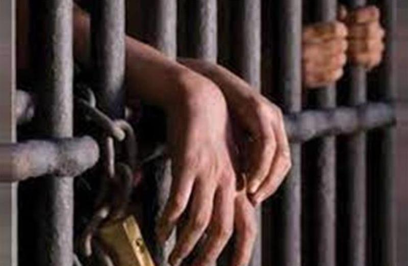 السجن 10 سنوات لعاملين لاتهامهما بالسرقة بالإكراه بمركز أخميم