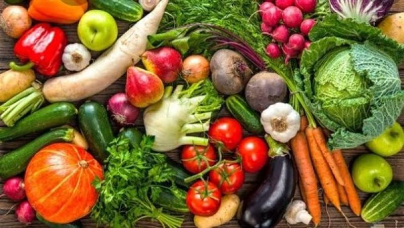 أسعار الخضراوات والفاكهة اليوم الثلاثاء بالأسواق