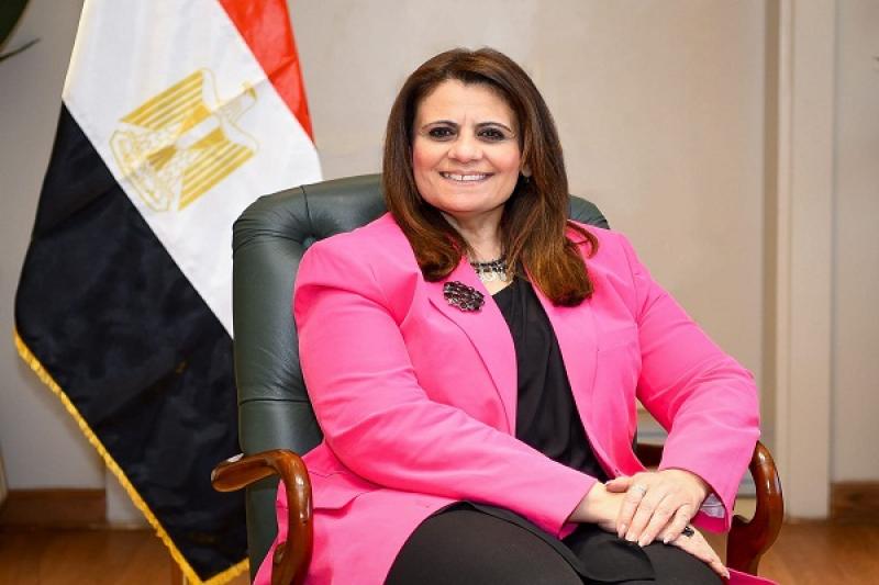 تفاصيل لقاء وزيرة الهجرة وأعضاء الجاليات المصرية بثلاث دول