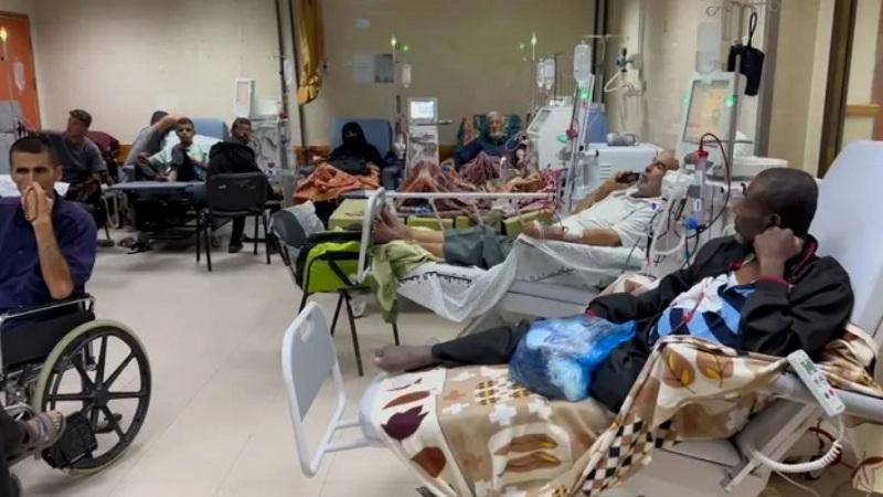 متحدث مستشفى شهداء الأقصى: 50 شهيدًا و150 مصابًا جراء قصف أمس