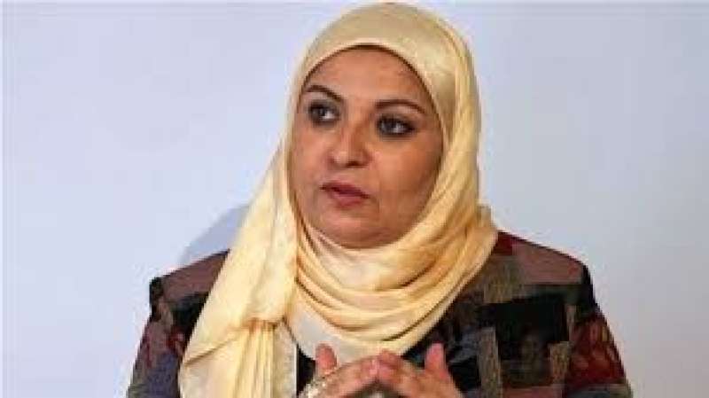سيدة تحرر محضر ضد الدكتورة هبة قطب في 6 أكتوبر
