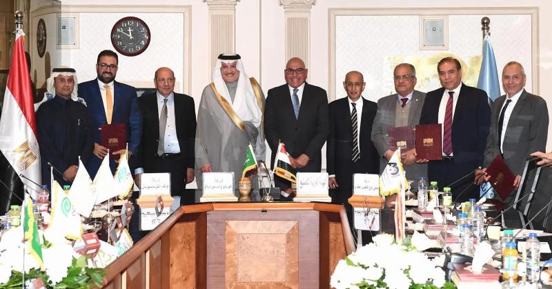 توقيع مذكرة تفاهم في مجال التطوير العقاري بين الحكومة المصرية وتحالف سعودي - مصري
