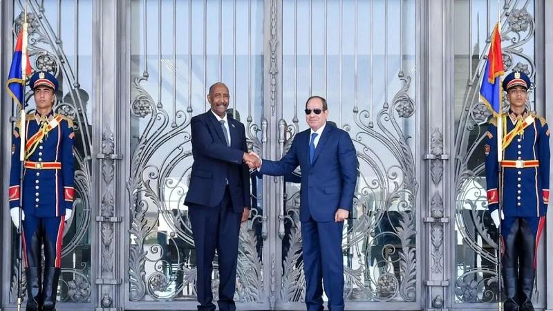 رئيس مجلس السيادة السوداني يتوجه إلى مصر في زيارة رسمية