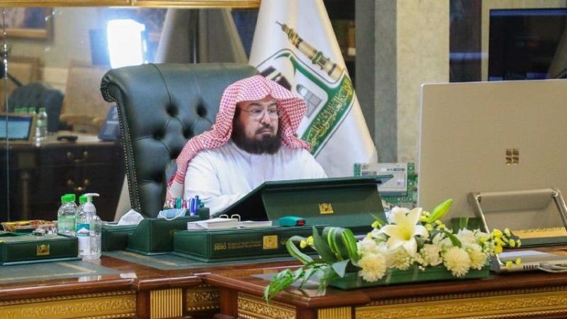 ”السديس” يكشف تفاصيل خطة السعودية لاستقبال زائري المسجد النبوي في رمضان