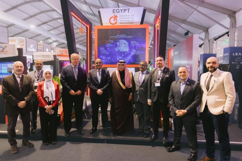 وزير التجارة يشارك بمعرض ومؤتمر ليب 2024 بالمملكة السعودية