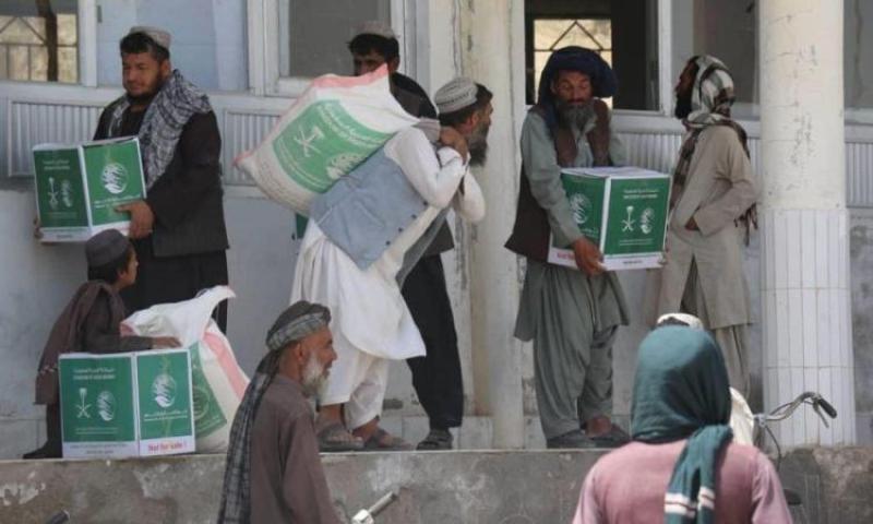 توزيع السلال الغذائية في جمهورية باكستان 