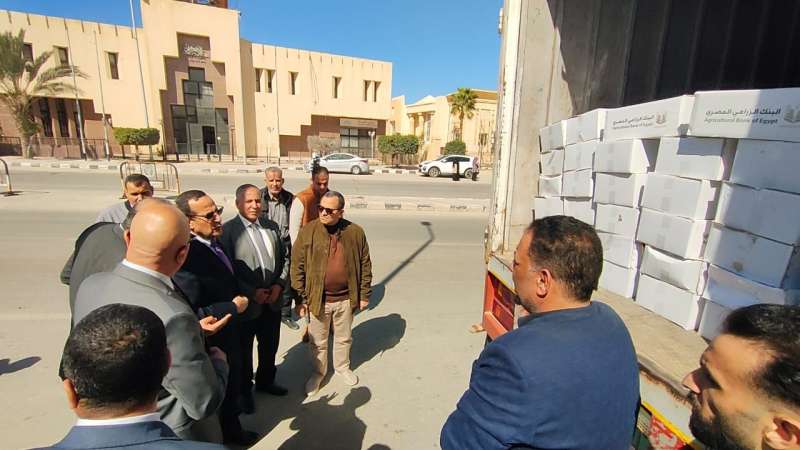 توزيع 2000 كرتونة مواد غذائية على الأسر الأولى بالرعاية في شمال سيناء