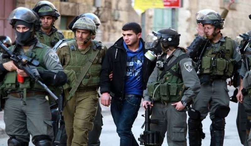 هيئة شؤون الأسرى: قوات الاحتلال تعتقل 20 فلسطينيًا بالضفة