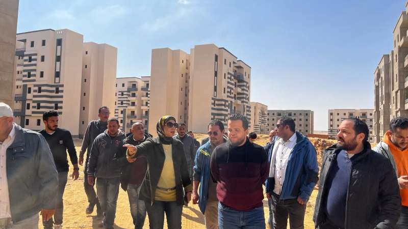 رئيس جهاز السويس الجديدة تتابع عمارات «سكن لكل المصريين» وأعمال المرافق بالمدينة