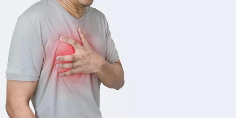 حسام موافي يحذر من ارتفاع ضربات القلب