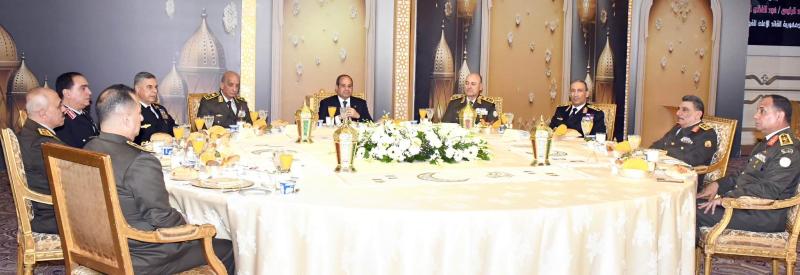 الرئيس السيسي يحضر حفل سحور القوات المسلحة