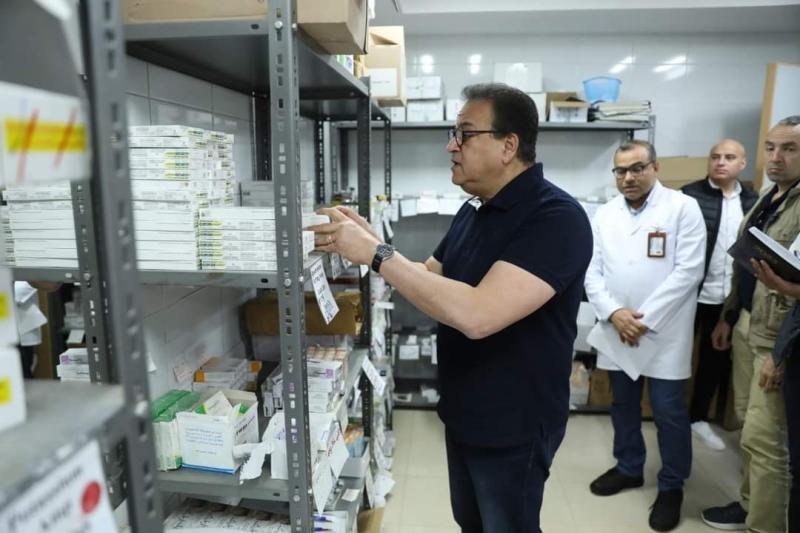 وزير الصحة يتفقد مستشفى كفر شكر التخصصي بالقليوبية