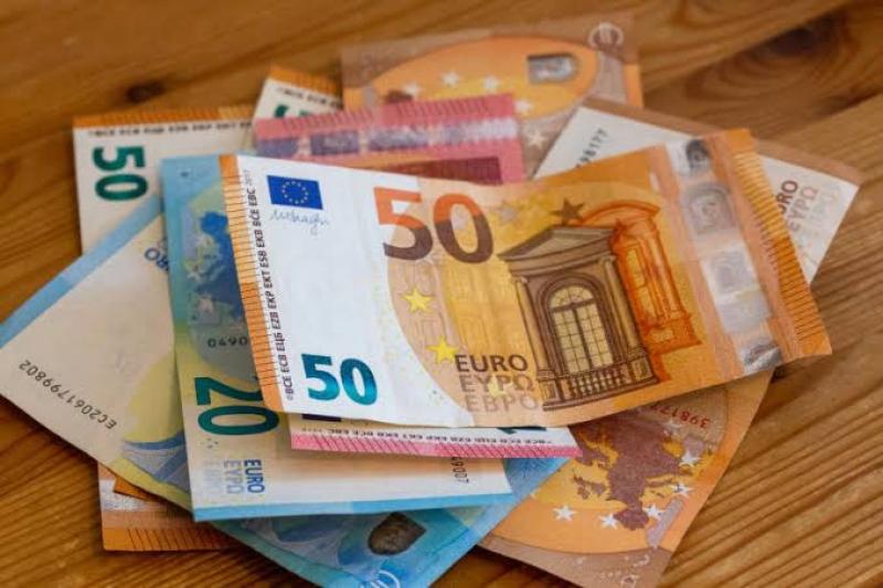 أسعار صرف اليورو الأوروبي مقابل الجنيه اليوم