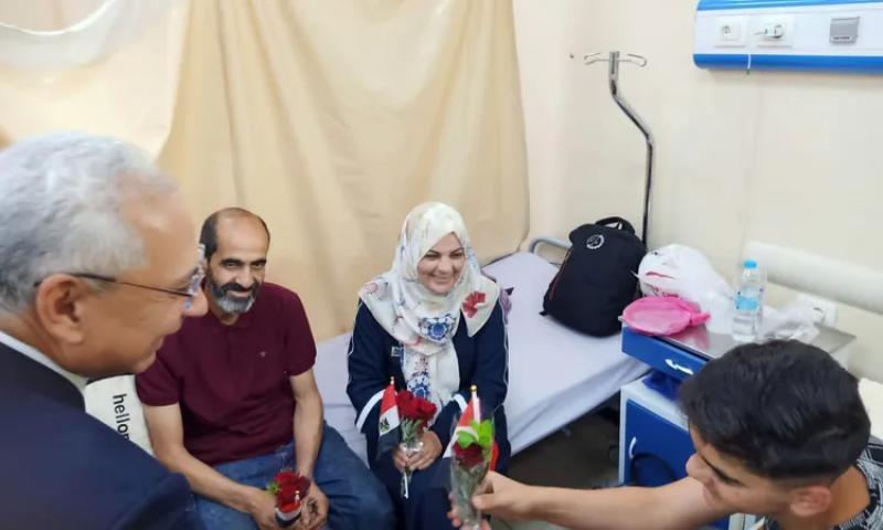 مستشفيات المنيا الجامعية تستقبل الدفعة الأولى من مصابي غزة