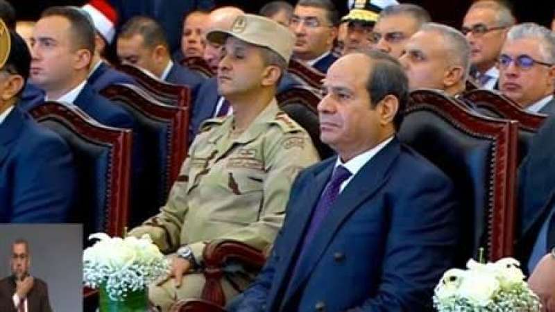 الرئيس السيسى يشاهد فيلمًا عن الفروسية في مصر