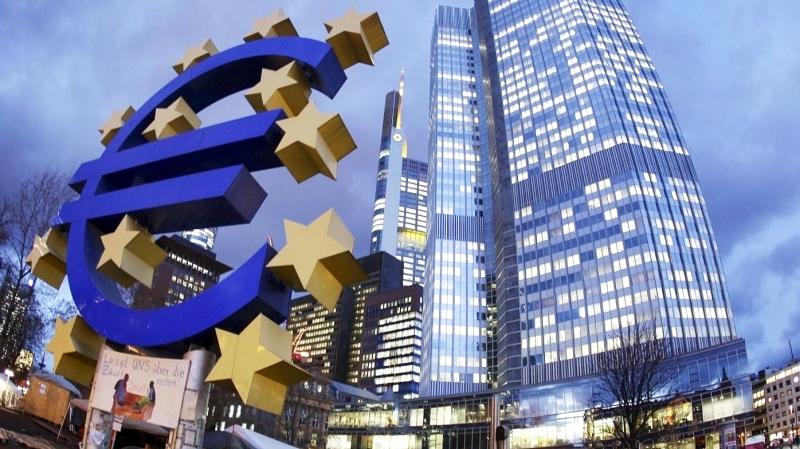 عضو المركزي الأوروبي يدعو لخفض أسعار الفائدة تفاديًا للركود الاقتصادي