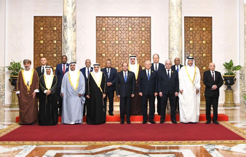 الموقع الرئاسي ينشر فيديو استقبال الرئيس لرؤساء المجالس والبرلمانات العربية