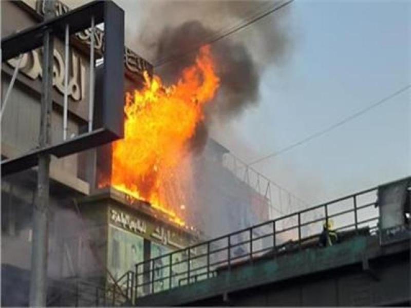اندلاع حريق داخل مصنع بلاستيك بمدينة بدر