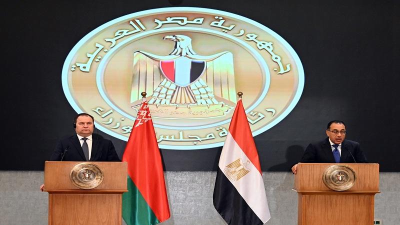 رئيسا وزراء مصر وبيلاروسيا