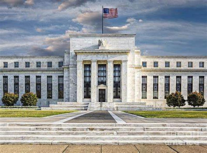 الفيدرالي الأمريكي يثبت أسعار الفائدة عند 5.5%