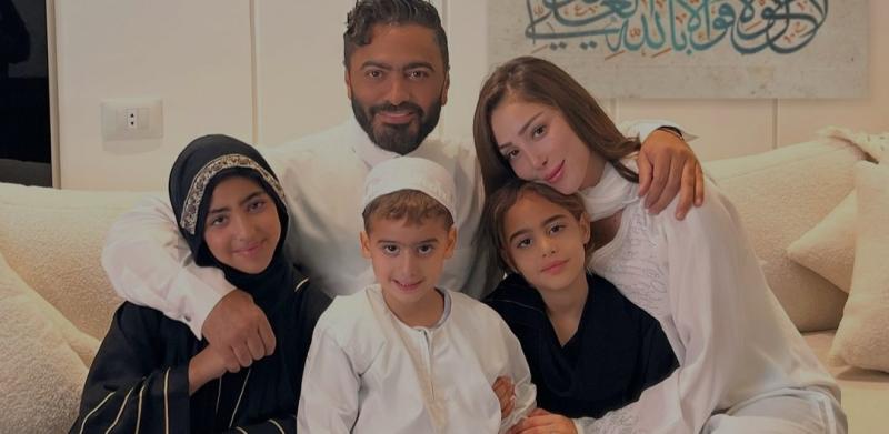 تامر حسني وطليقته بسمة بوسيل يحتفلان بتخرج ابنتهما..”فيديو”