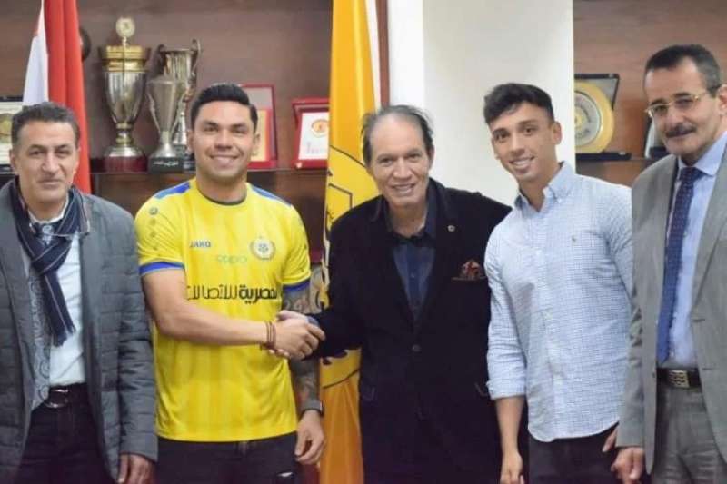 فيفا يصدم الإسماعيلي بقرار جديد ضد لاعبه البوليفي