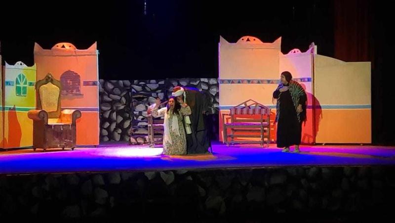 فرقة فاقوس تعرض ”إيكادولي” على مسرح قصر ثقافة الزقازيق