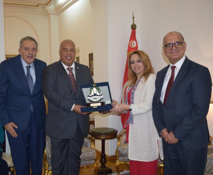 السفارة التونسية تنظم لقاءً لبحث سبل زيادة التبادل التجاري والاستثماري مع مصر