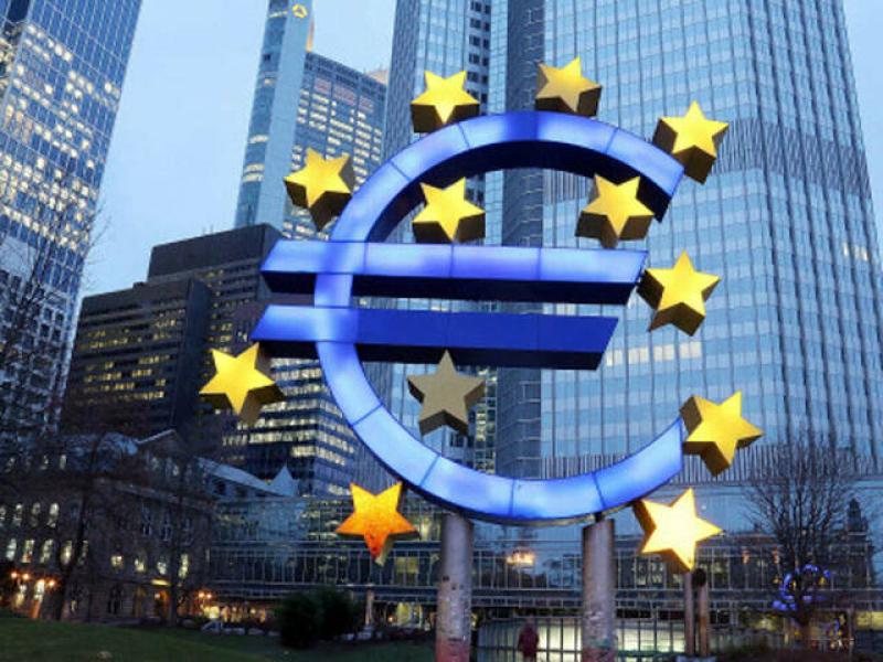 عضو المركزي الأوروبي: البنك يسير على الطريق الصحيح لخفض الفائدة