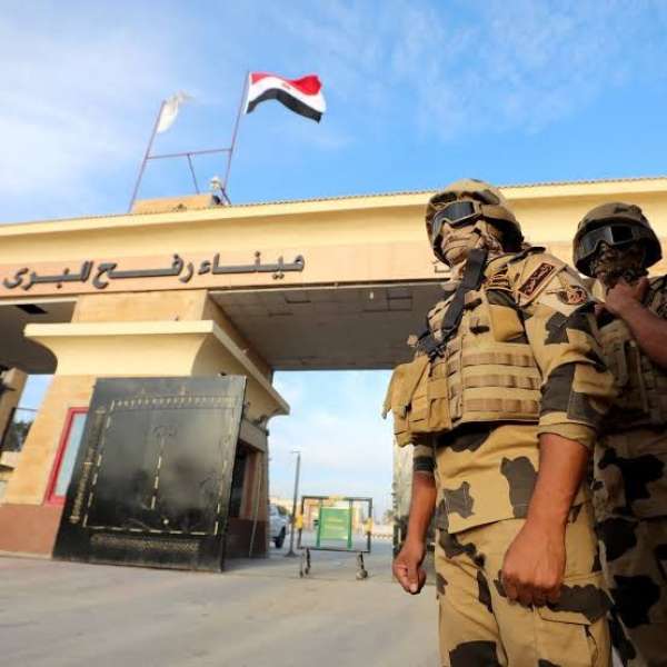 مصر تحذر من المساس بأمن وسلامة عناصر التأمين المصرية المنتشرة على الحدود