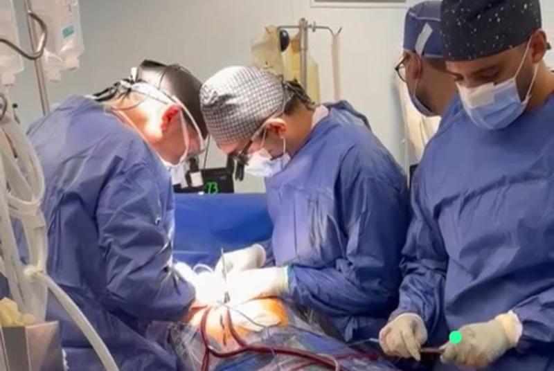 ”جراحة القلب والصدر” بجامعة قناة السويس يتنقذ حياة مريض بعملية جراحية دقيقة