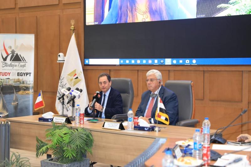وزير التعليم العالى يشهد توقيع أضخم اتفاق إطارى للشراكة الدولية بين الجامعات المصرية والفرنسية