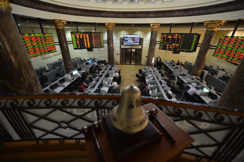6 أسهم قيادية تقتنص 39.7% من قيم تداولات البورصة المصرية