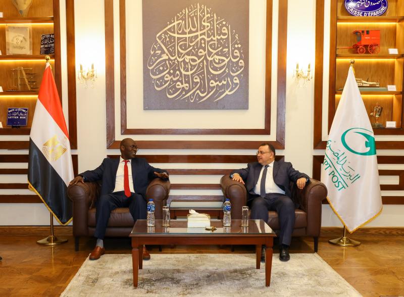 ”رئيس البريد المصري” يستقبل المدير العام للبريد السوداني لتعزيز التعاون