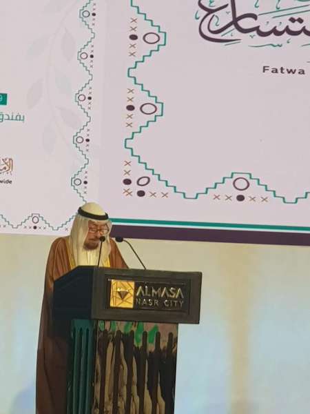 مستشار رئيس الإمارات بالمؤتمر التاسع للإفتاء: الدين هو طريق السعادة والاستقرار